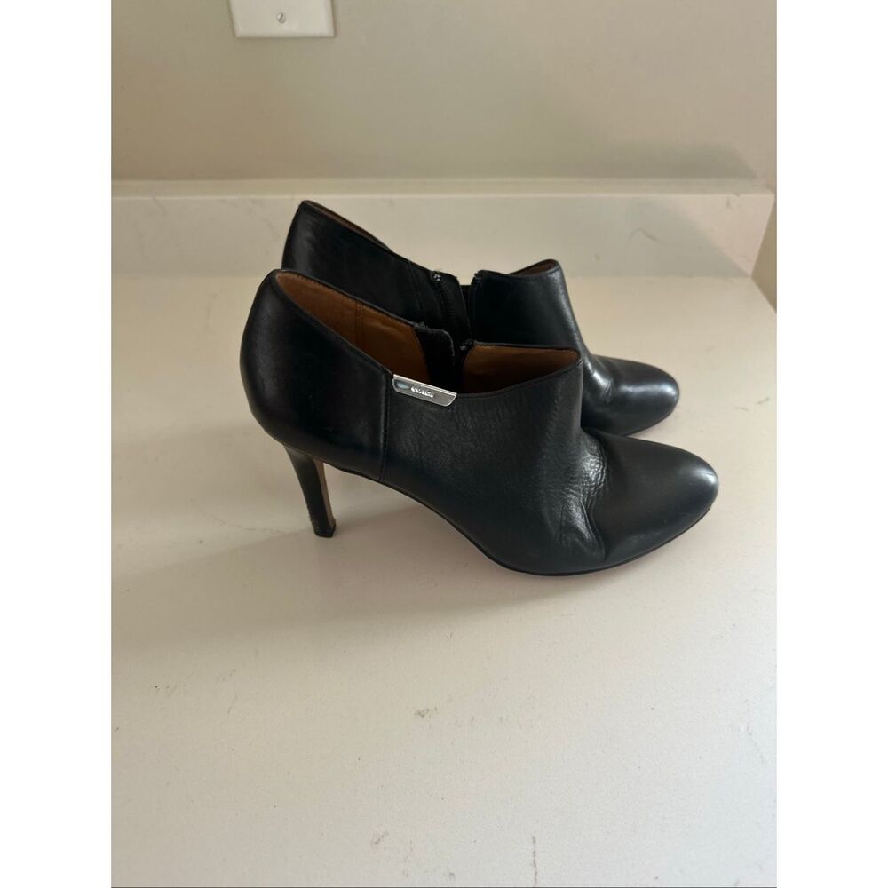 Coach Seneca black leather ankle booties Black Women's 10B